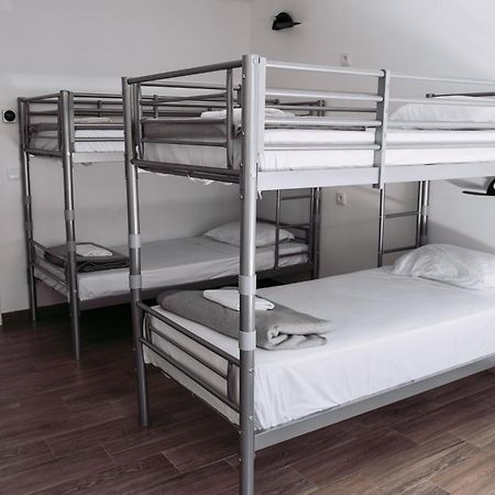 Хостел Middle Point Sardoal Экстерьер фото