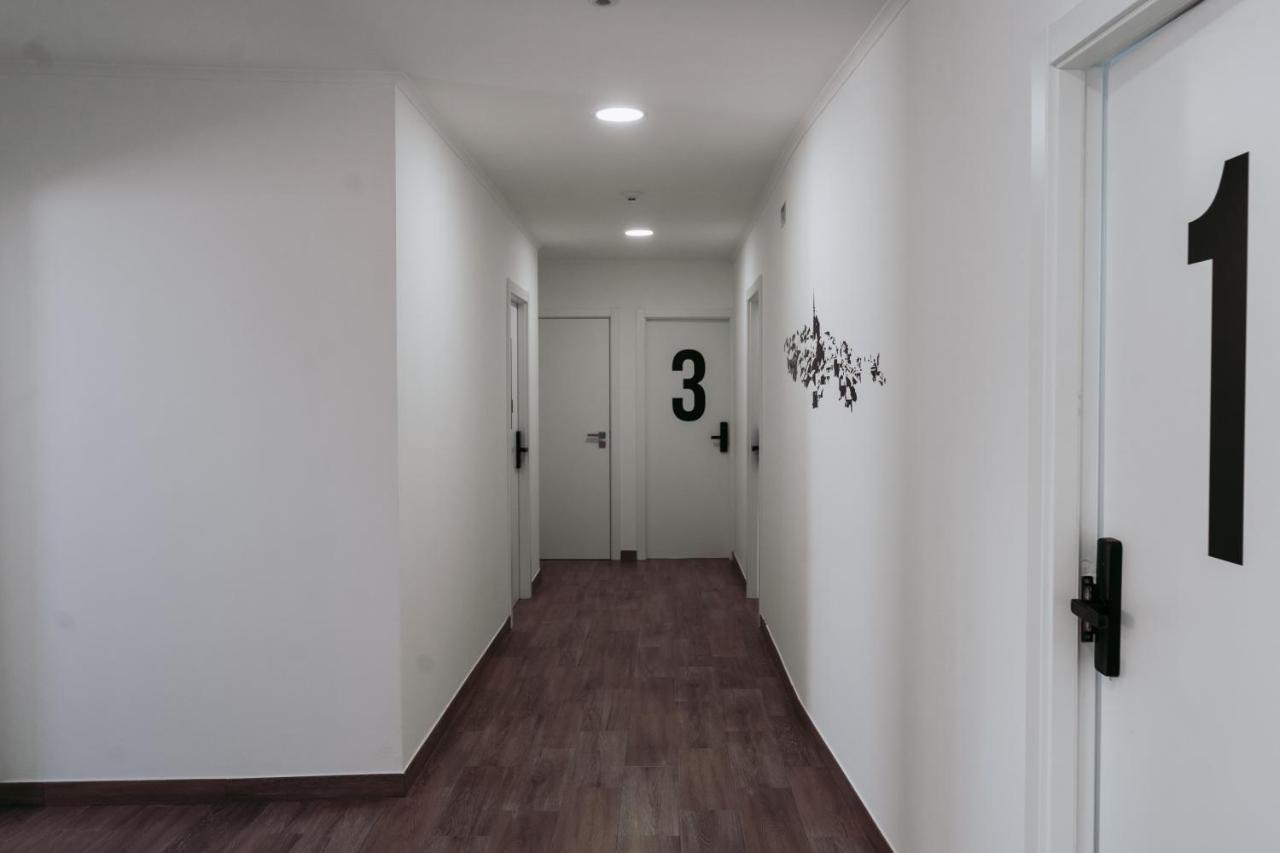 Хостел Middle Point Sardoal Экстерьер фото